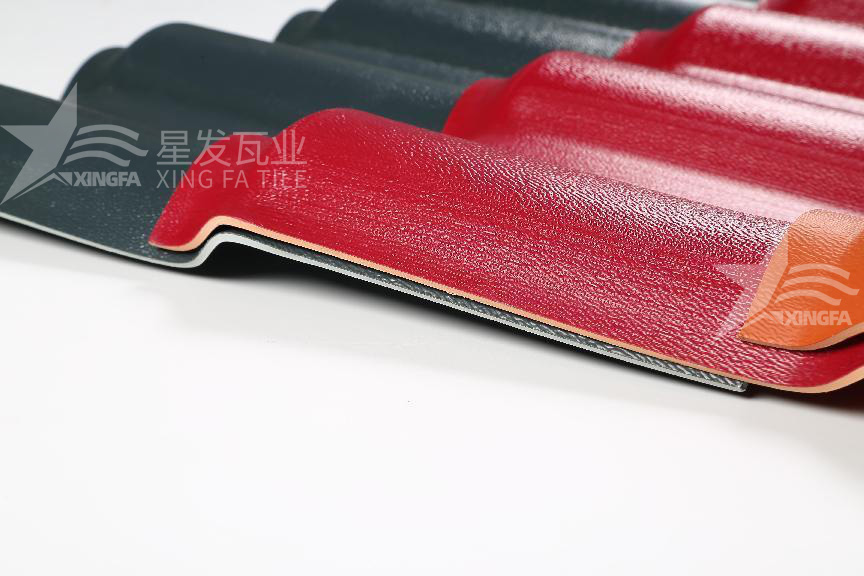 合成樹脂瓦的四層材質(zhì)揭秘：讓你徹底了解屋頂?shù)谋Ｗo(hù)體系！